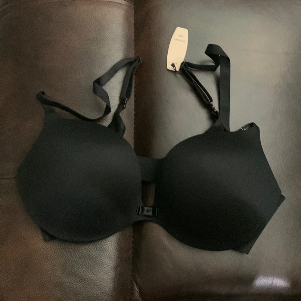 Victoria’s Secret Plunge push up Bra size 34 C